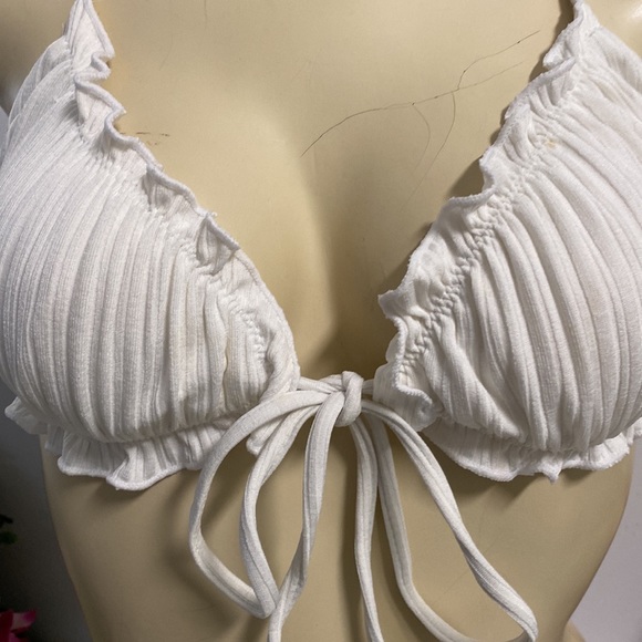 Cute Bikini Top Bundle - Picture 8 of 9